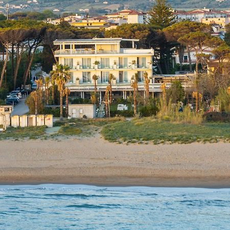 Hotel Artemide Mare Paestum Luaran gambar