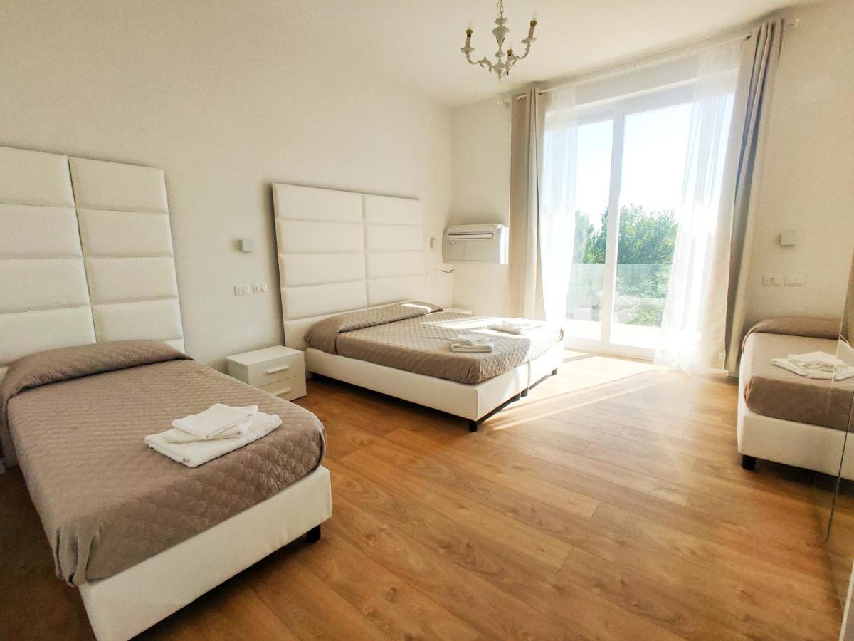 Hotel Artemide Mare Paestum Luaran gambar
