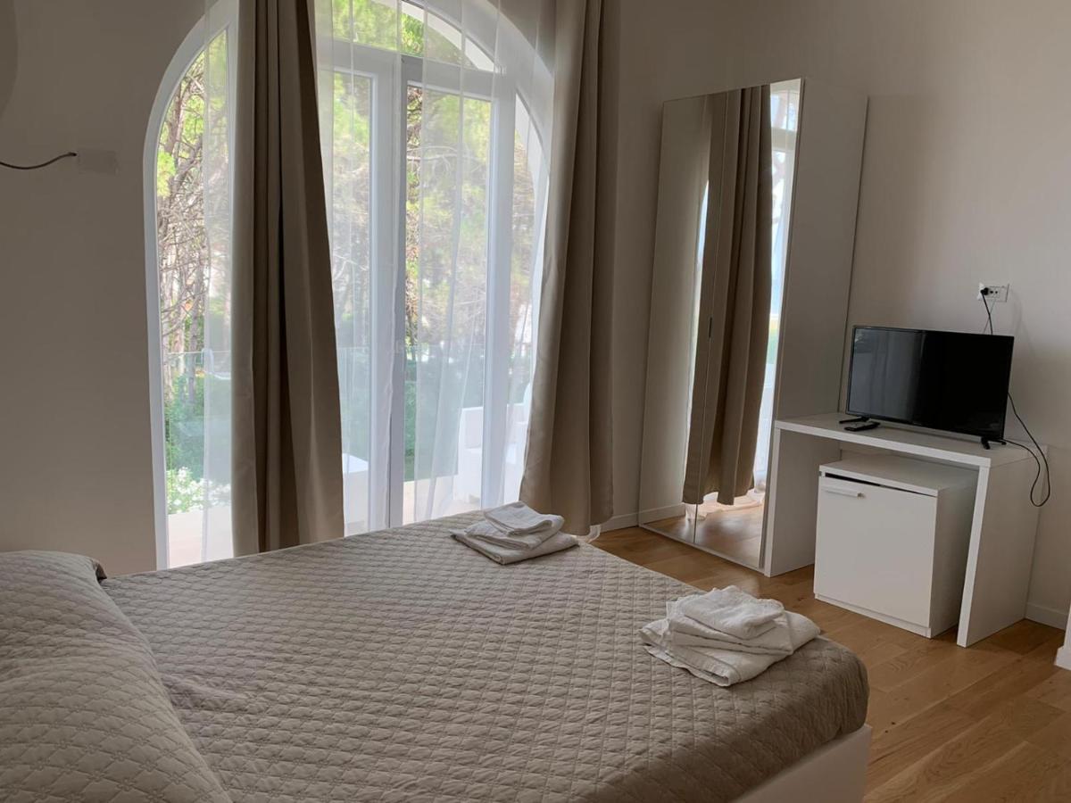 Hotel Artemide Mare Paestum Luaran gambar