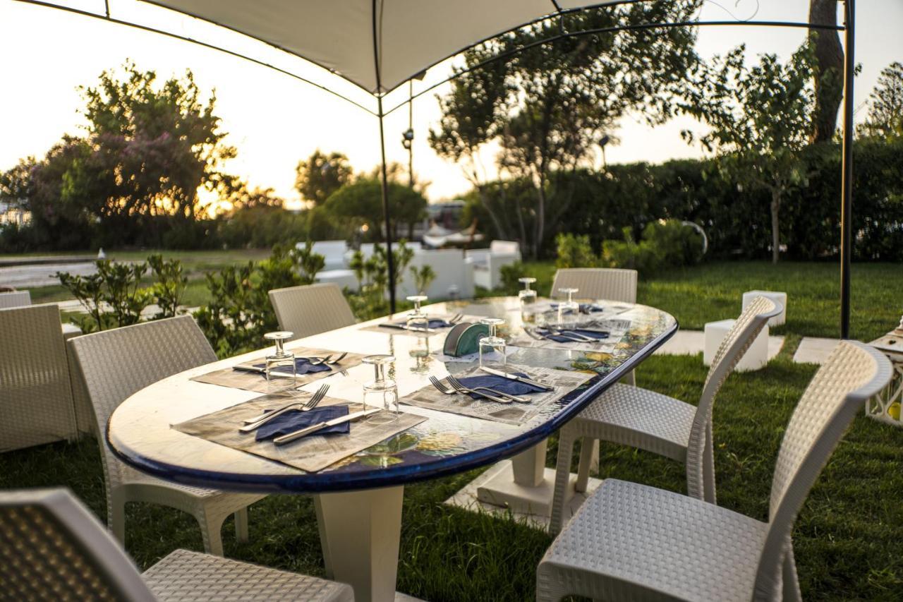Hotel Artemide Mare Paestum Luaran gambar