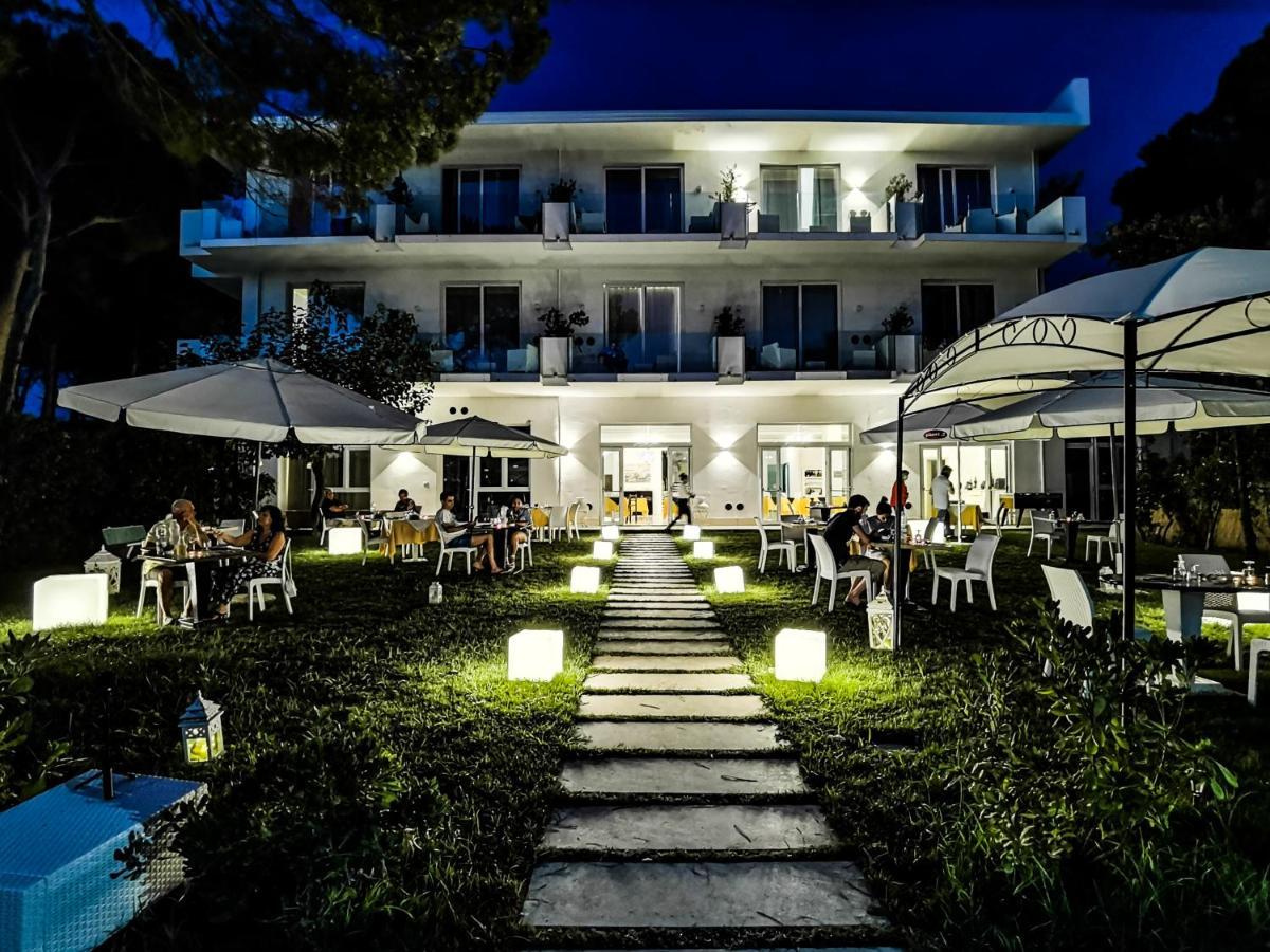 Hotel Artemide Mare Paestum Luaran gambar
