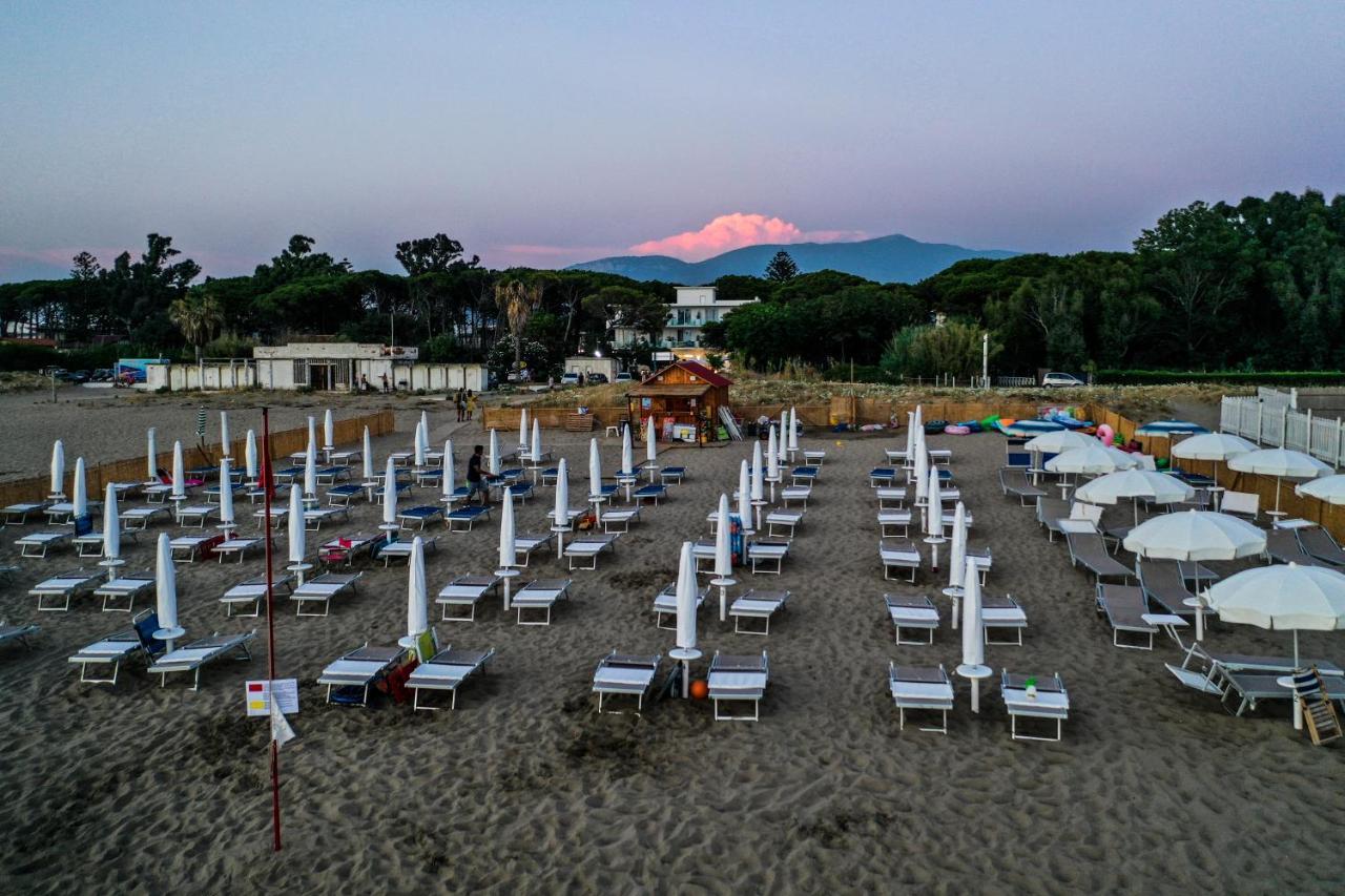 Hotel Artemide Mare Paestum Luaran gambar