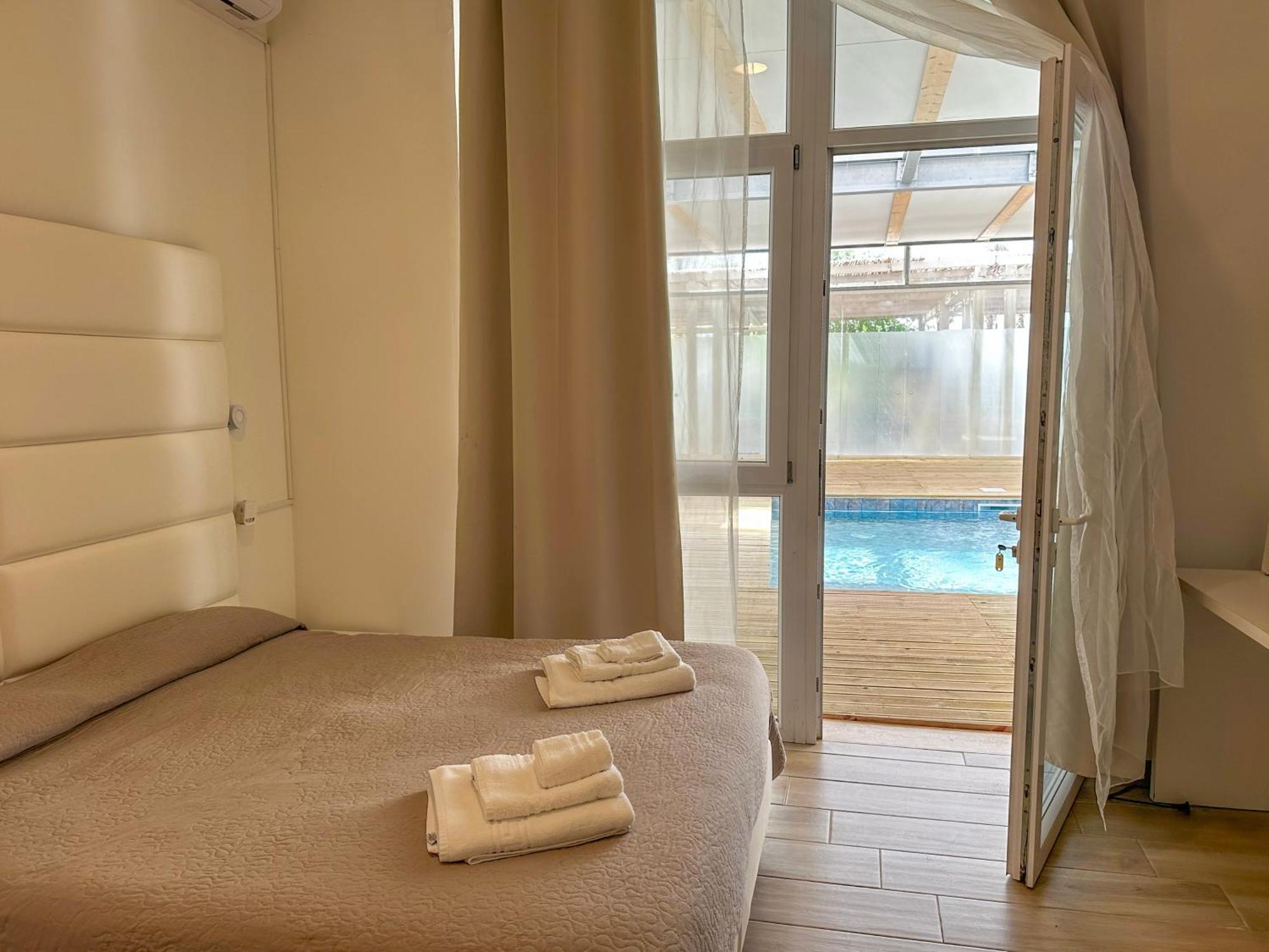 Hotel Artemide Mare Paestum Luaran gambar