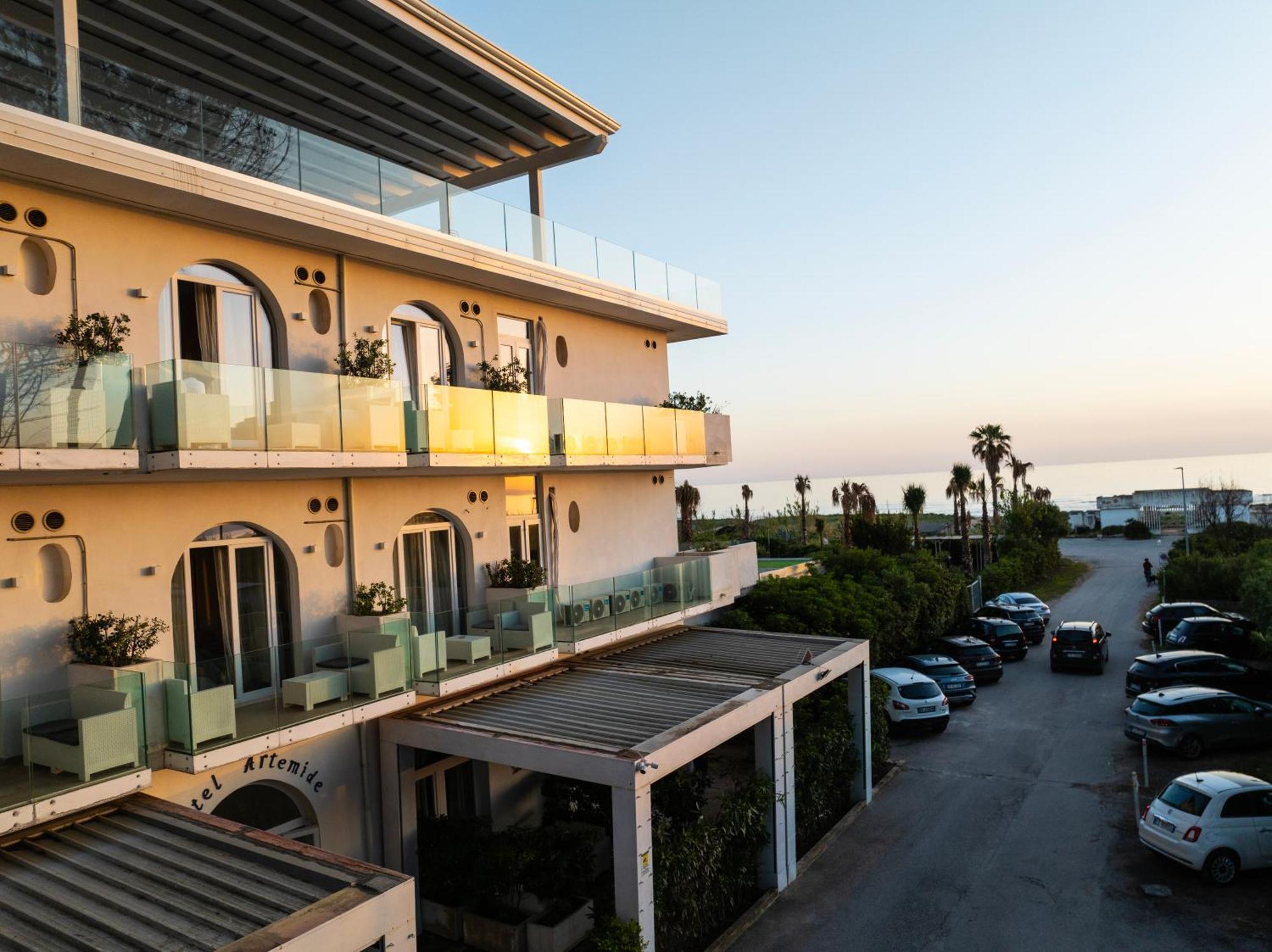 Hotel Artemide Mare Paestum Luaran gambar