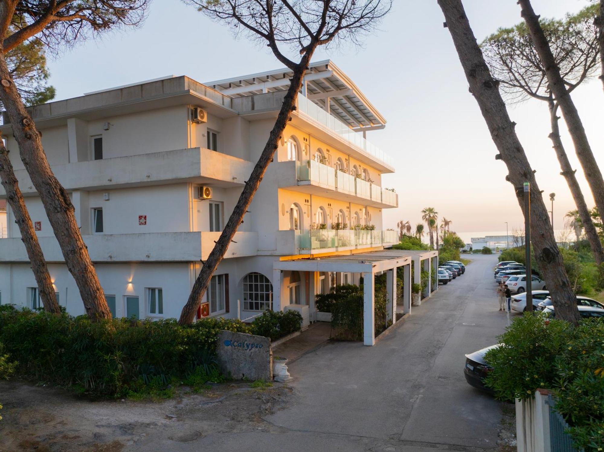 Hotel Artemide Mare Paestum Luaran gambar