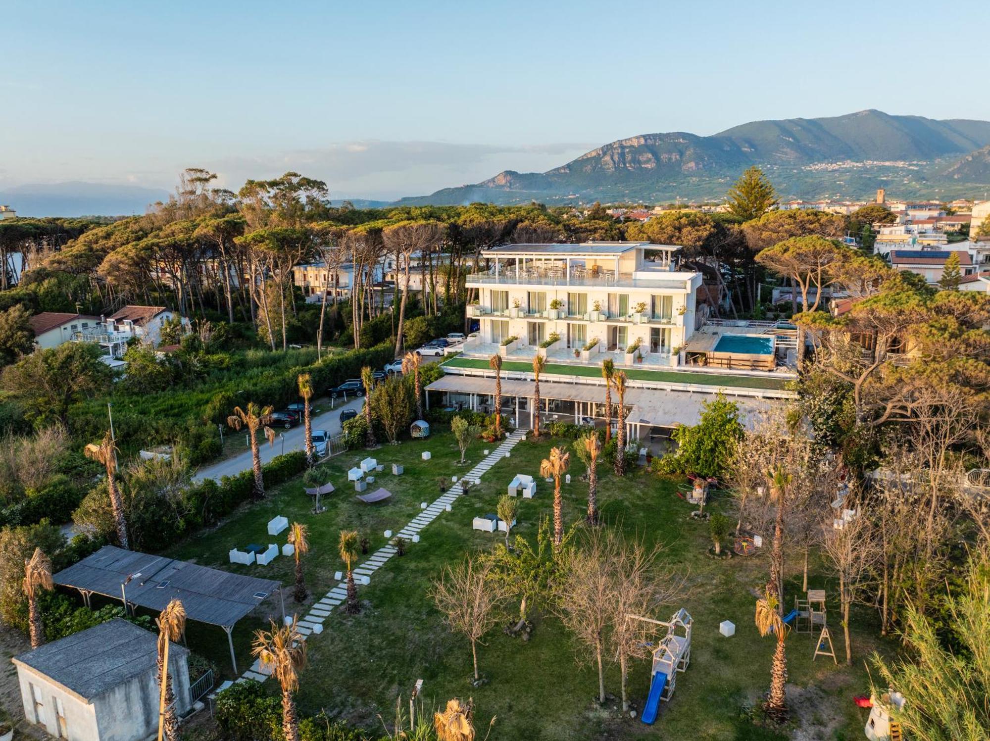 Hotel Artemide Mare Paestum Luaran gambar