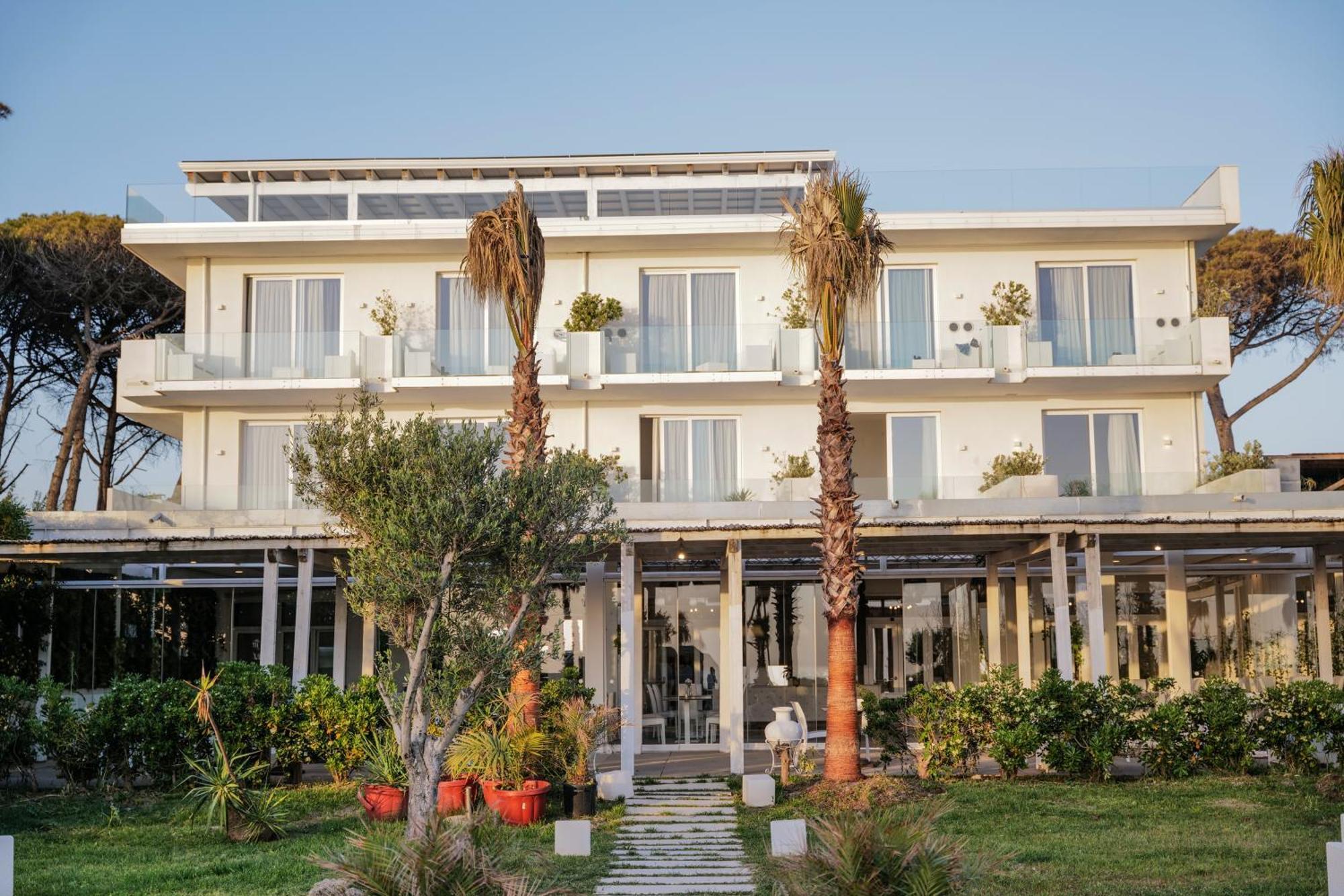 Hotel Artemide Mare Paestum Luaran gambar